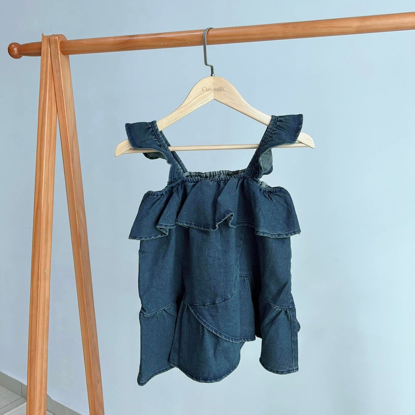 C815 Ruffle Denim Top