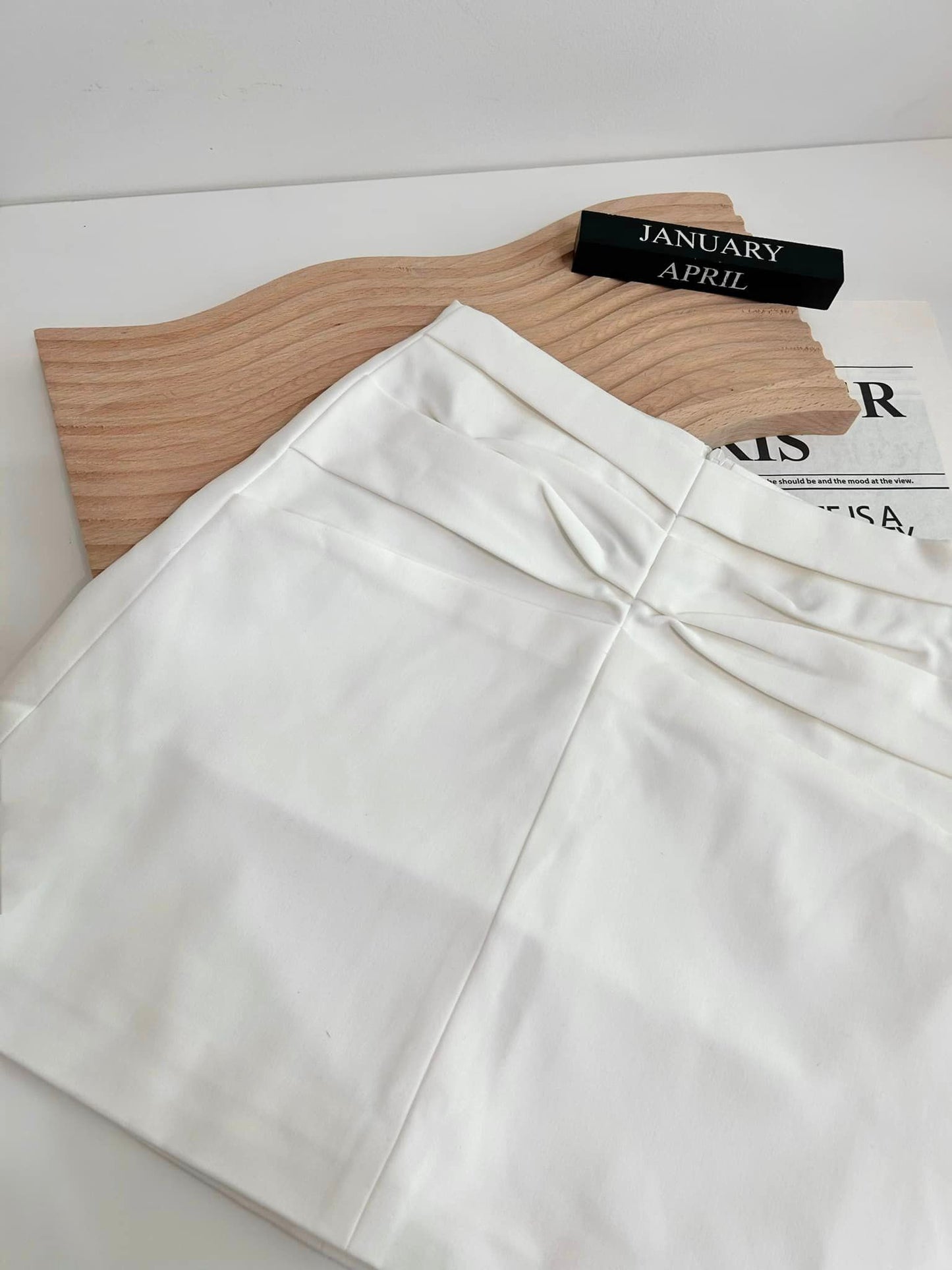 C102 High waist Draped White Skirt