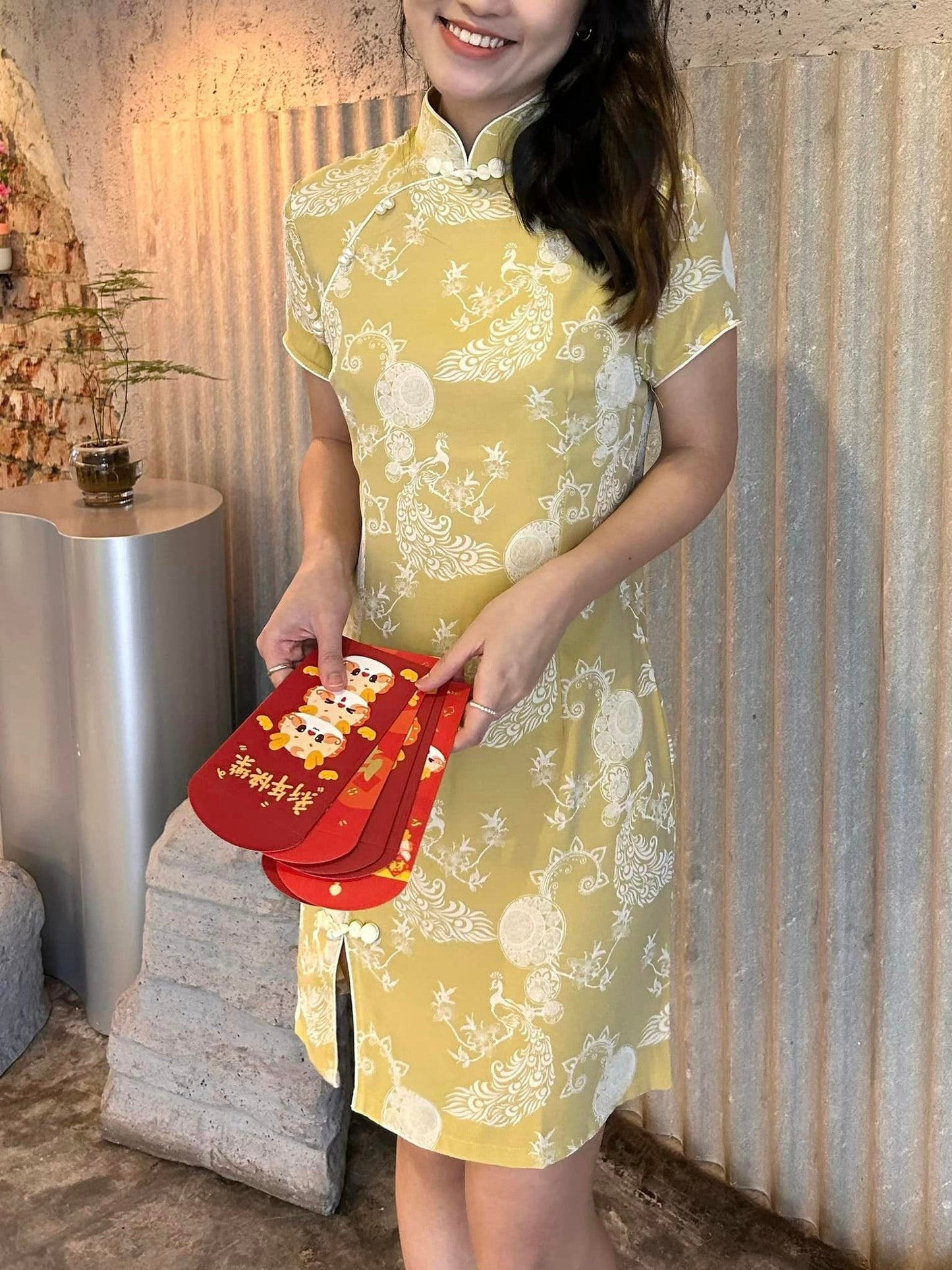 C109 Modern Slit Print Linen Cheongsam