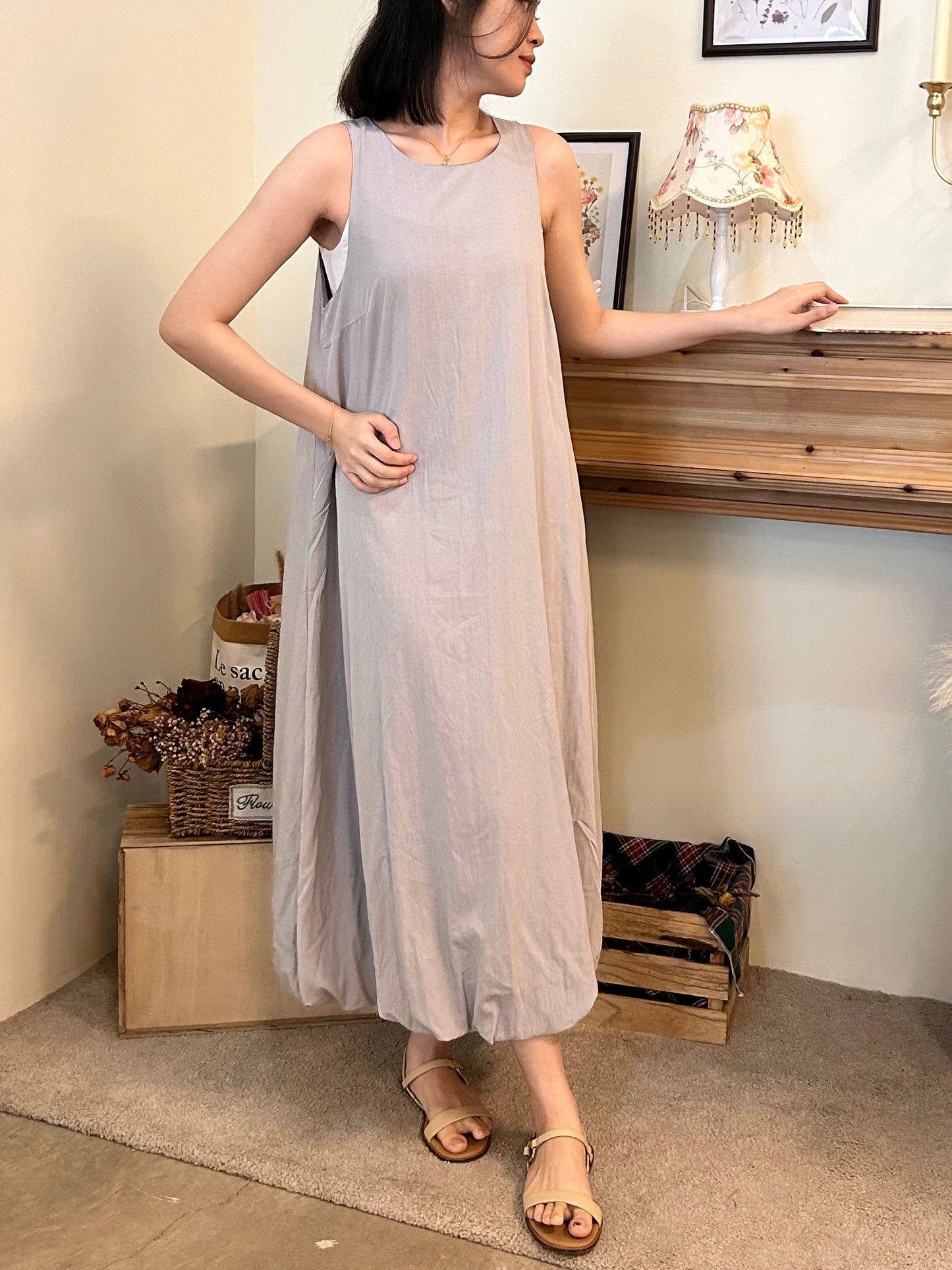 C155 Sleeveless Puffy Long Dress